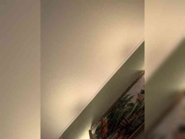 ElizavetaCream webcam