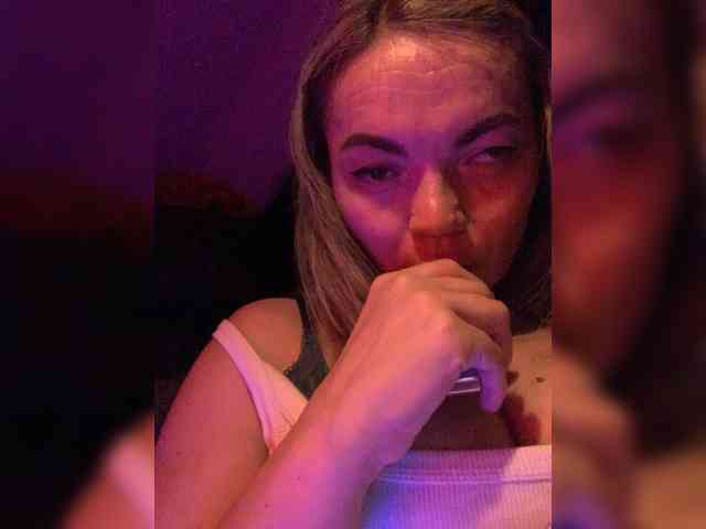 ElizavetaCream webcam