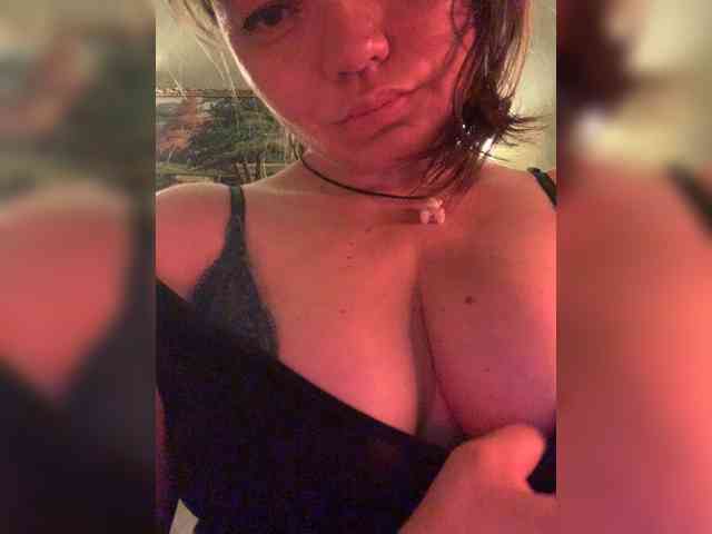 ElizavetaCream webcam