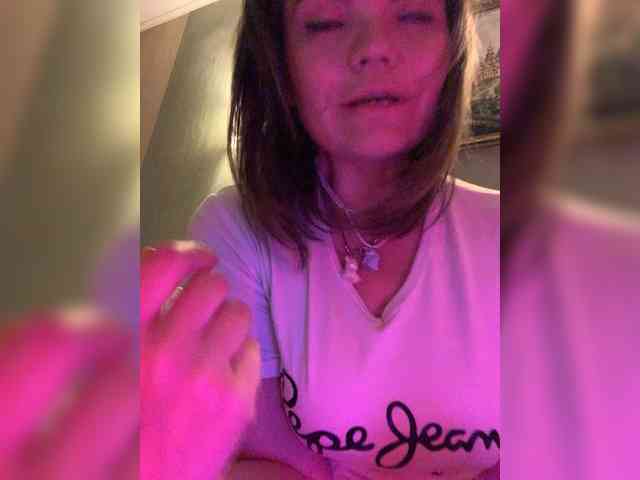 ElizavetaCream webcam