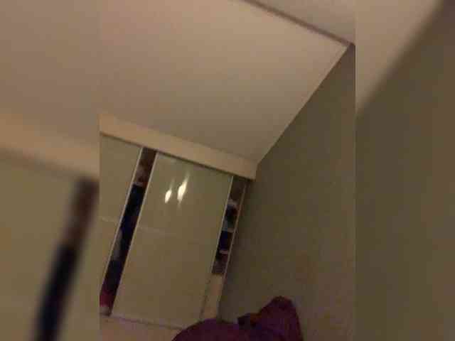 ElizavetaCream webcam
