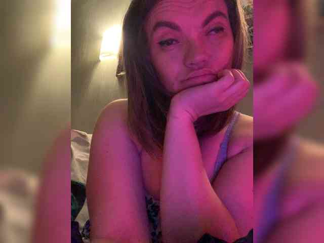 ElizavetaCream webcam