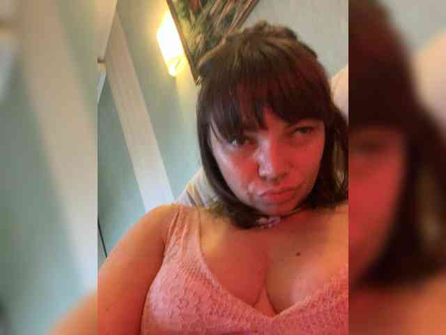 ElizavetaCream webcam