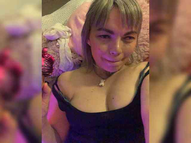ElizavetaCream webcam