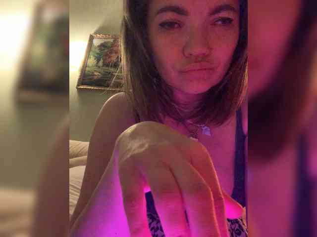 ElizavetaCream webcam