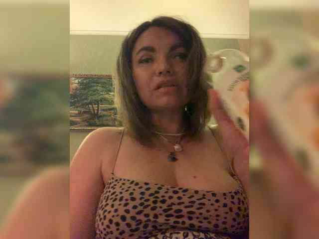 ElizavetaCream webcam