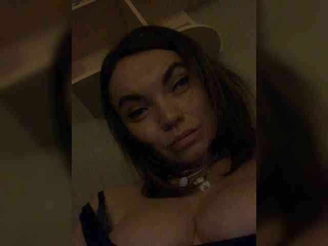 ElizavetaCream webcam