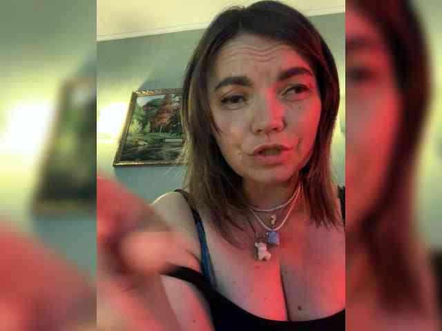 ElizavetaCream webcam