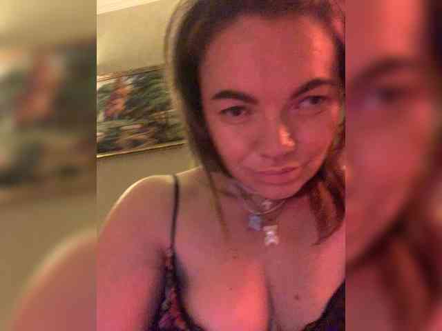 ElizavetaCream webcam