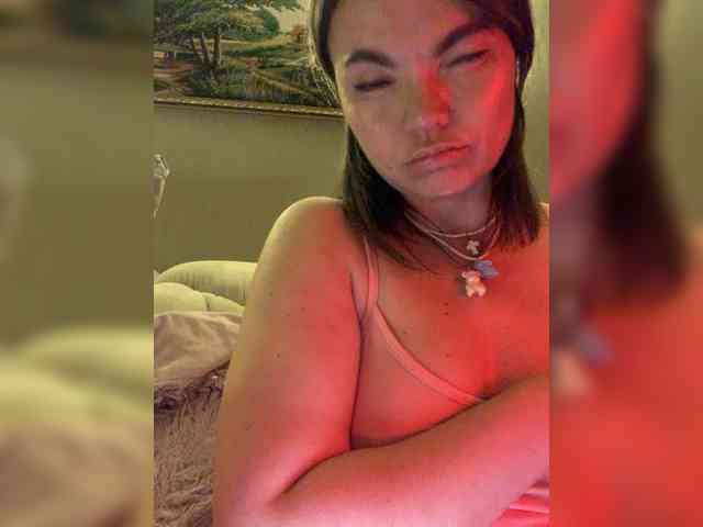 ElizavetaCream webcam