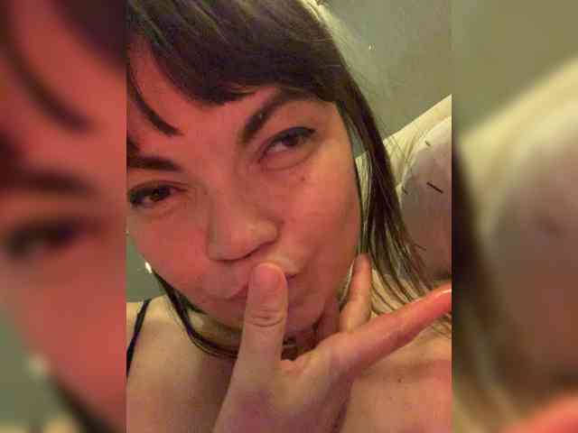 ElizavetaCream webcam