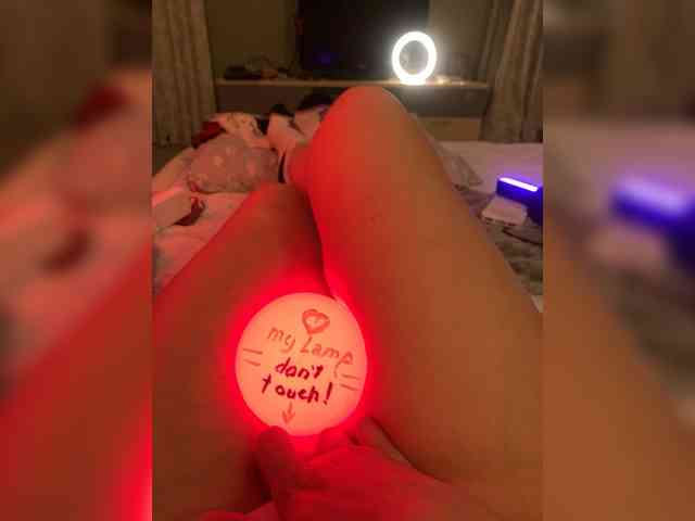 ElizavetaCream webcam