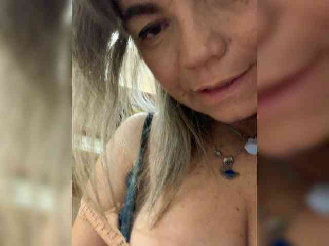 ElizavetaCream webcam