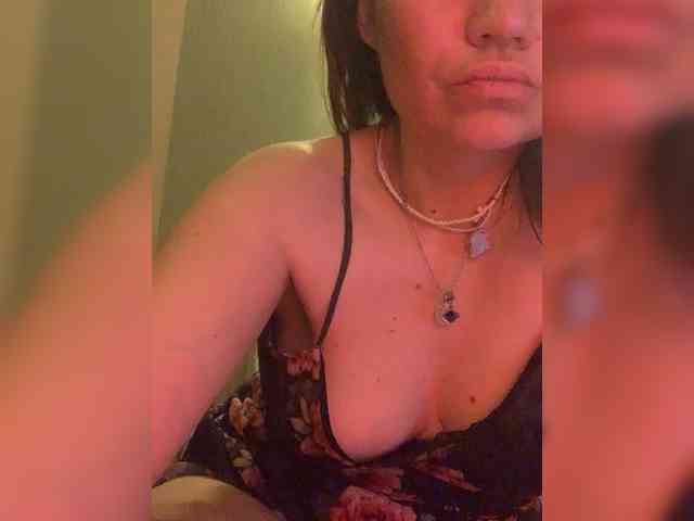 ElizavetaCream webcam