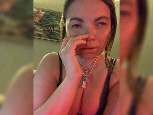 ElizavetaCream webcam