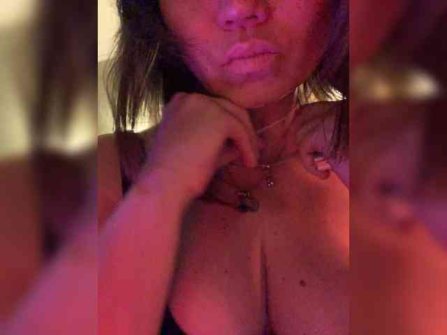 ElizavetaCream webcam