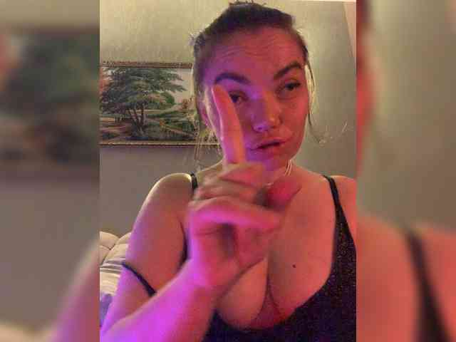 ElizavetaCream webcam