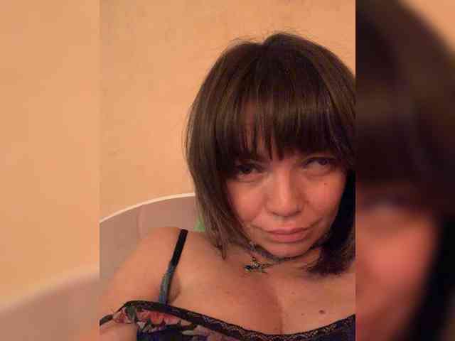 ElizavetaCream webcam