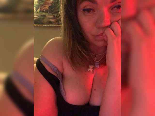 ElizavetaCream webcam