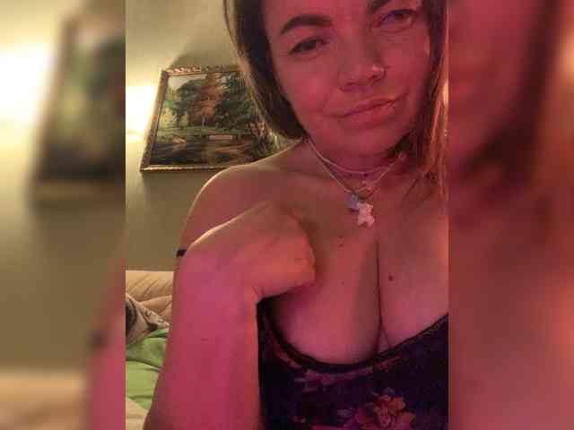 ElizavetaCream webcam