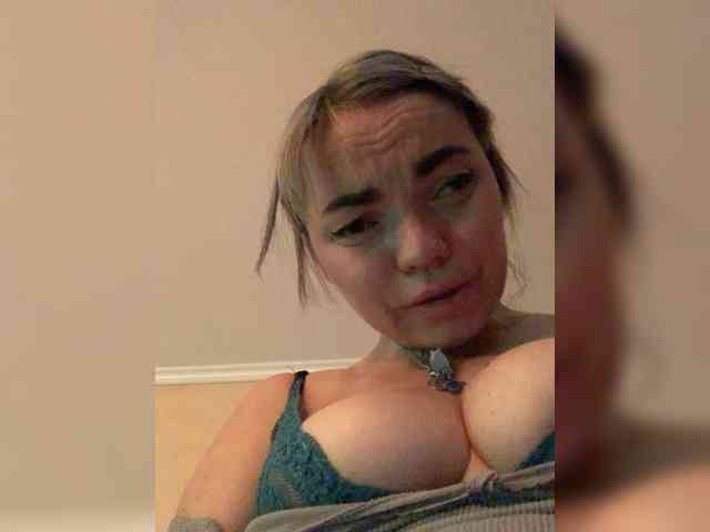 ElizavetaCream webcam