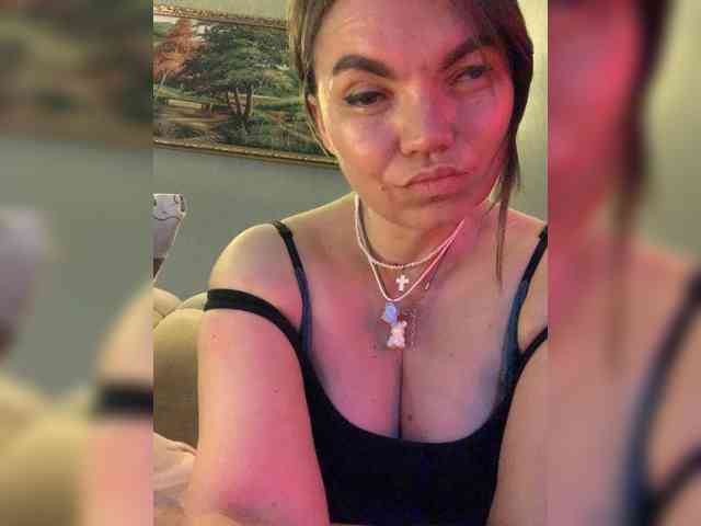 ElizavetaCream webcam