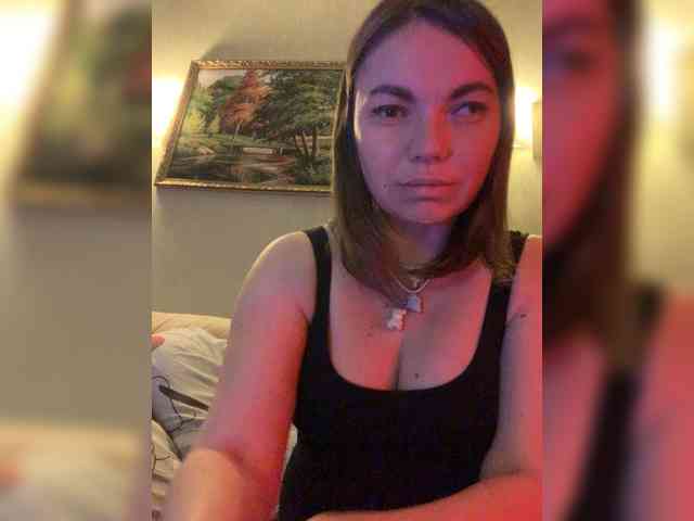 ElizavetaCream webcam