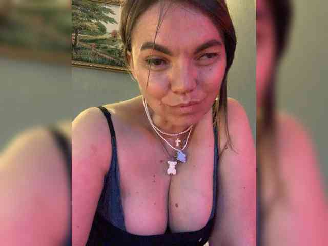 ElizavetaCream webcam