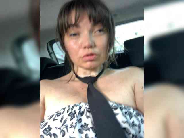 ElizavetaCream webcam