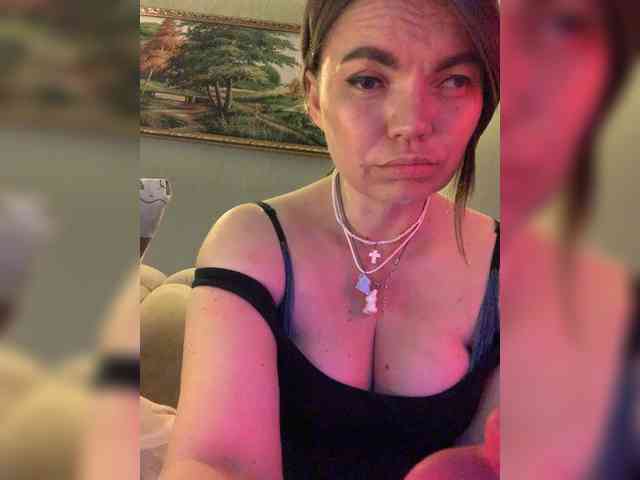 ElizavetaCream webcam