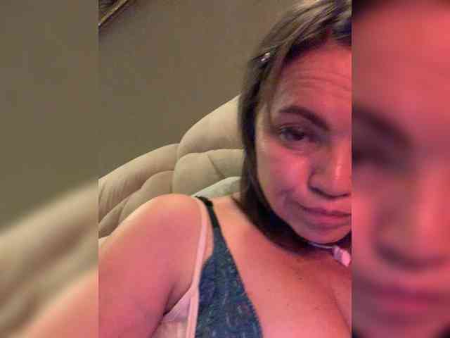 ElizavetaCream webcam