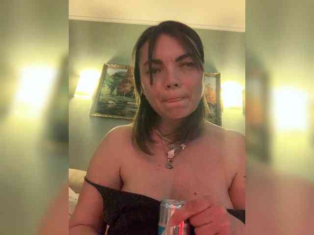 ElizavetaCream webcam