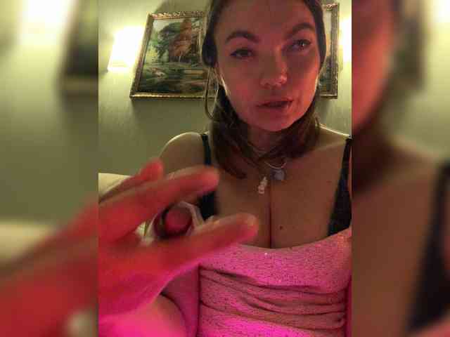 ElizavetaCream webcam