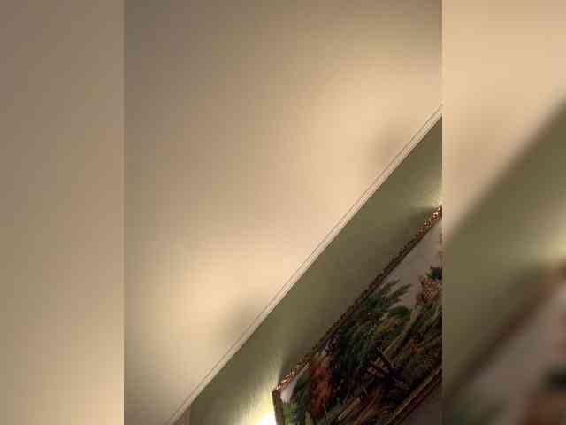 ElizavetaCream webcam