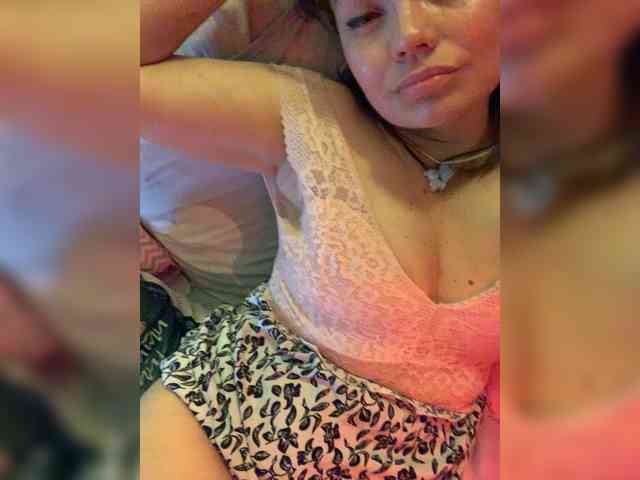 ElizavetaCream webcam