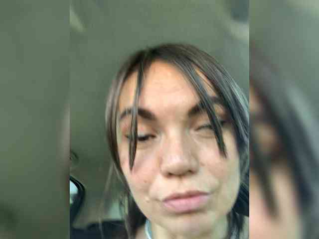 ElizavetaCream webcam