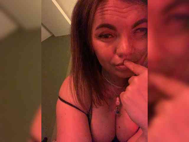 ElizavetaCream webcam