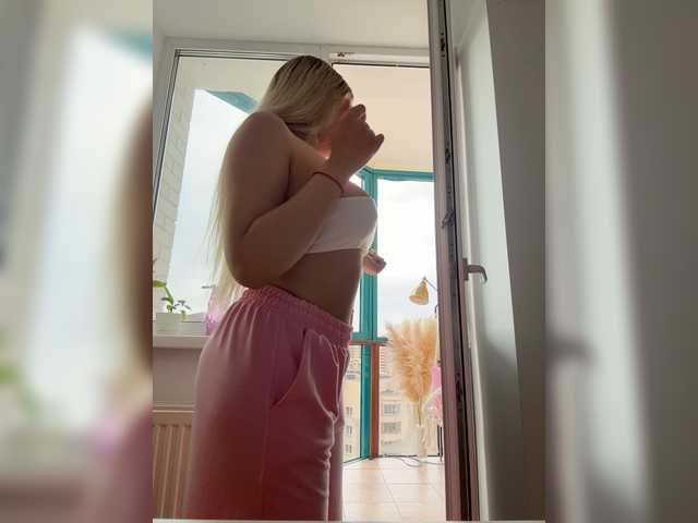 модель Eva-Kitty1