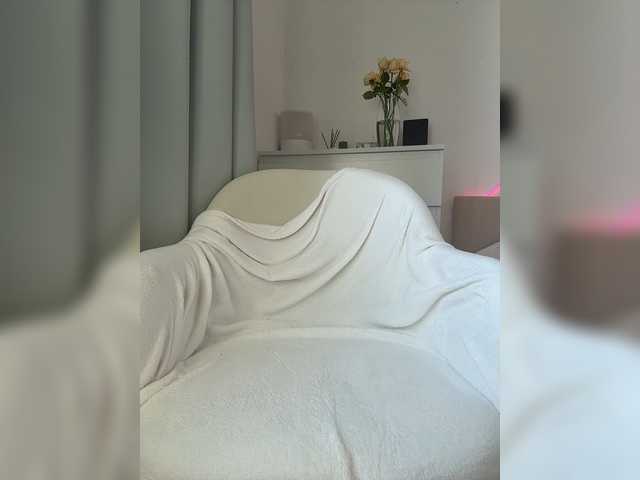 Eva-Kitty1 live cam on BongaCams