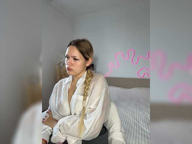 Eva-Kitty1 live cam on BongaCams
