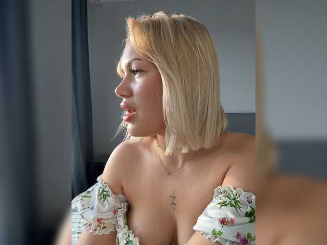 eva-kitty1 cam belle