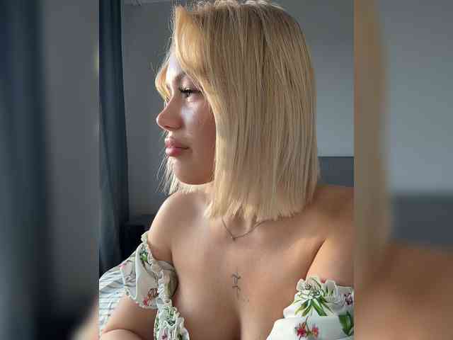 Eva-Kitty1 webcam