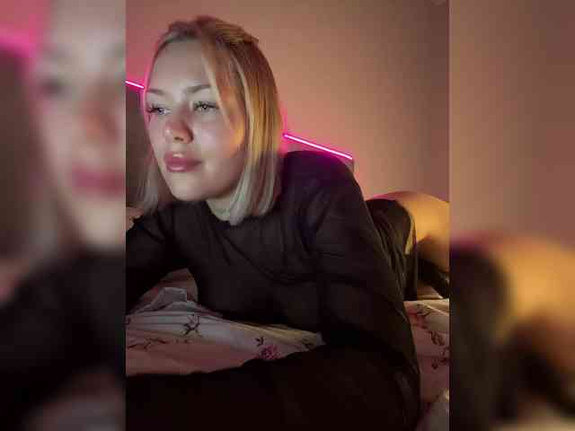 Eva-Kitty1 webcam
