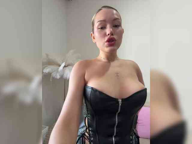Eva-Kitty1 webcam