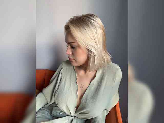 Eva-Kitty1 Sex Cam Show