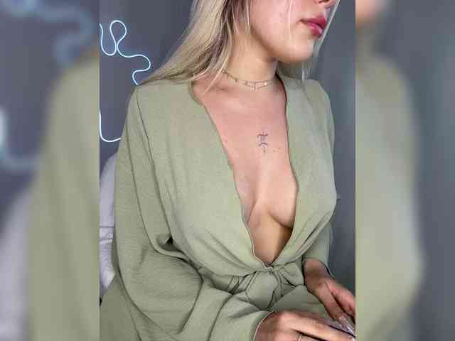 Eva-Kitty1 webcam