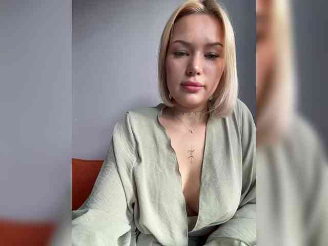 Eva-Kitty1 Sex Cam Show
