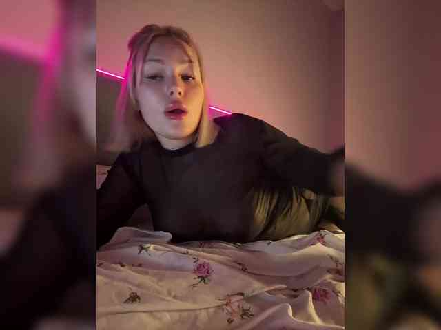 Eva-Kitty1 webcam