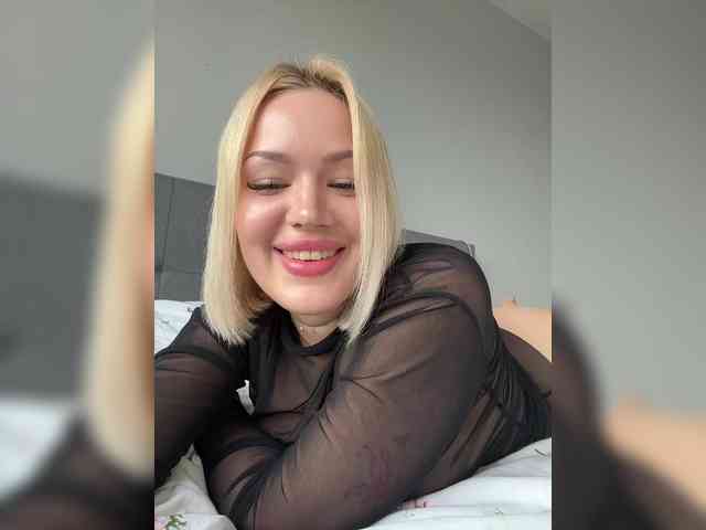 Eva-Kitty1 webcam