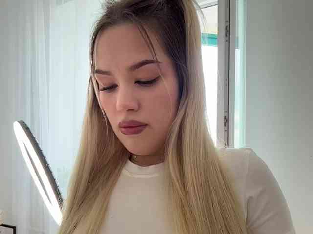 Eva-Kitty1 webcam
